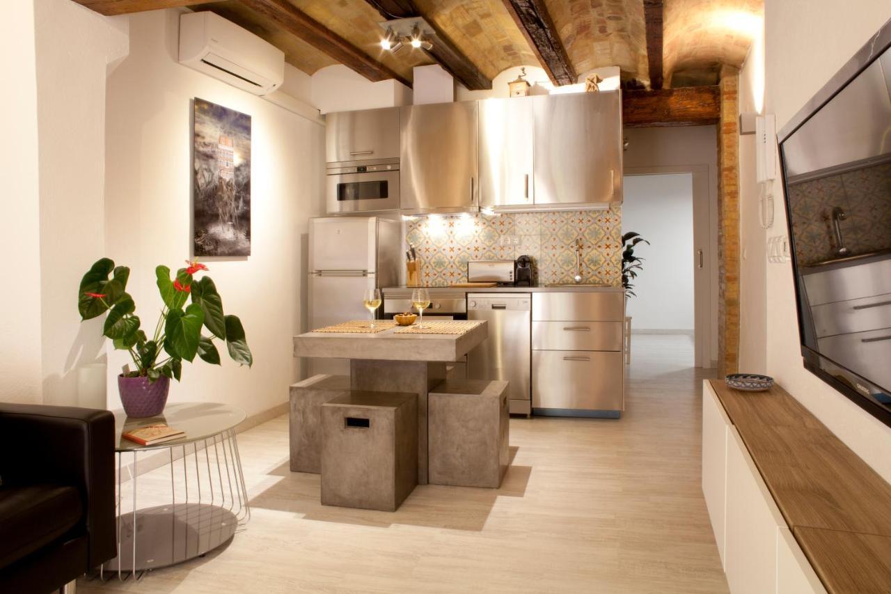 Authentic Charming Apartment/Wifi/Air Conditioning Valencia Exterior photo